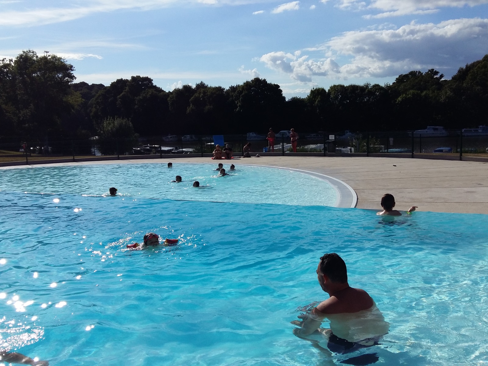 base-de-loisirs-st-clair-piscine