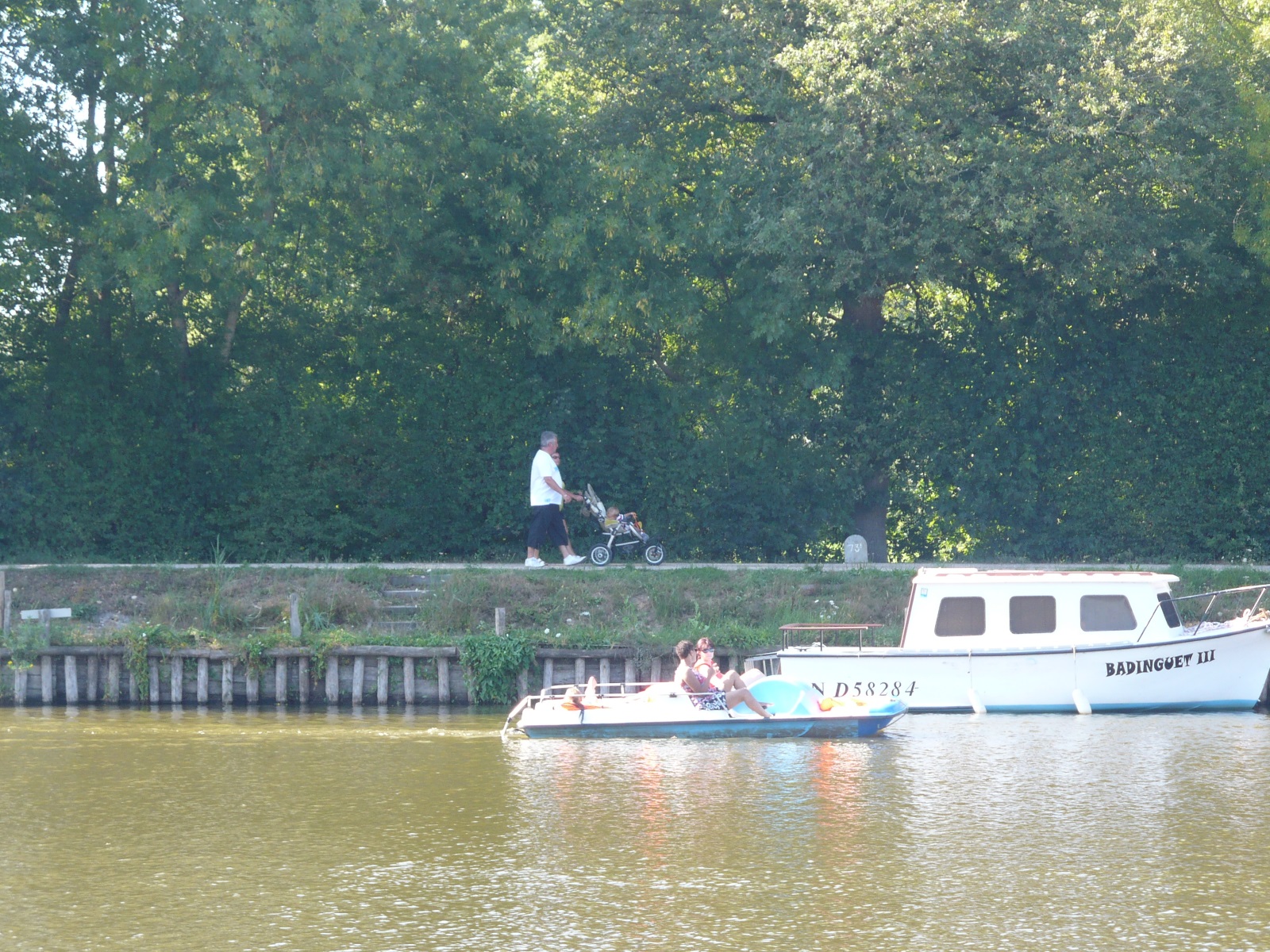 base-loisir-st-clair-location-pedalos